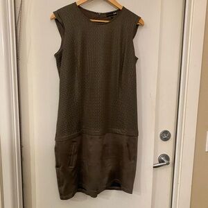 Eva Kavan Elegant Brown Sleeveless Dress